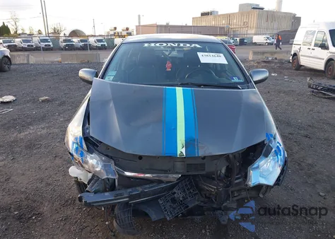 2013 Honda Insight Ex from USA, damaged, VIN JHMZE2H74DS004065